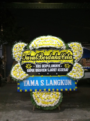 Papan Bunga Duka di Banyuasih